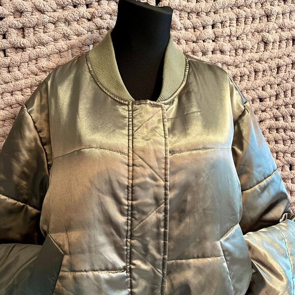 Asos Green Satin Look Woman's Cropped Bomber Jacket Size 14 - Picture 4 of 14
